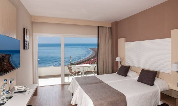 Doppelzimmer Meerblick Hotel HL Suitehotel Playa del Ingles**** Gran Canaria