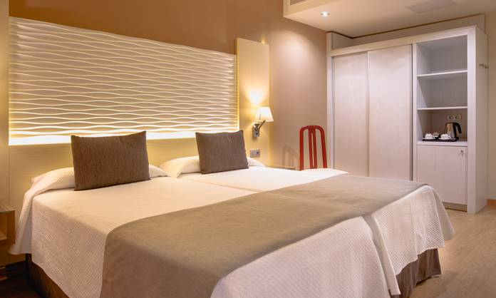 Doppelzimmer Hotel HL Suitehotel Playa del Ingles**** Gran Canaria